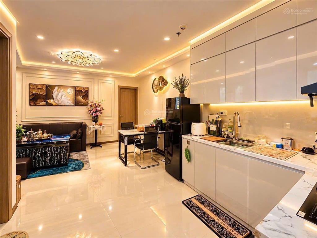 Bán căn 2pn 2vs 80m2 tầng đẹp dự án kosmo tây hồ  giá chỉ nhỉnh 7 tỷ | full nội thất đẹp