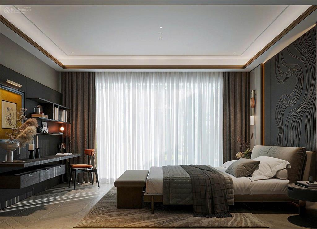 Cần bán căn hộ 173m2 4pn 3vs tại thăng long no1  tầng trung view hồ | giá hơn 70tr/m2