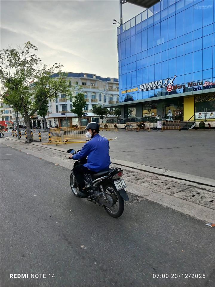 Đất sẵn thổ cư cách tthc chơn thành chỉ 2km, dt 520m2, mặt tiền 10m, từ đường lê duẩn vào 100m, shr