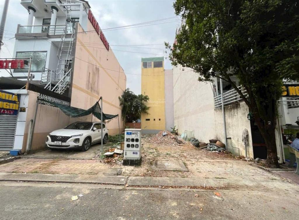 Bán đất khu tđc chánh nghĩa, kế bên trường chính trị tỉnh bình dương, dt 98m2, shr, full thổ cư