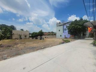 Bán lô đất đẹp dt 70m2 vuông vức, cách ngã tư ga chỉ 1km, sổ sẵn, full thổ cư, có giảm sâu