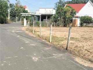 Chủ gửi bán lô đất ngang 7m, dt 340m2, đt 741 vào 100m, cách chợ chánh lưu chỉ 2p. shr có thổ cư