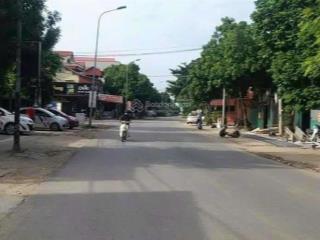 3 tỷ có ngay 45m2,mt 5m85. ngay ql 32 cũ vào, đường ô tô