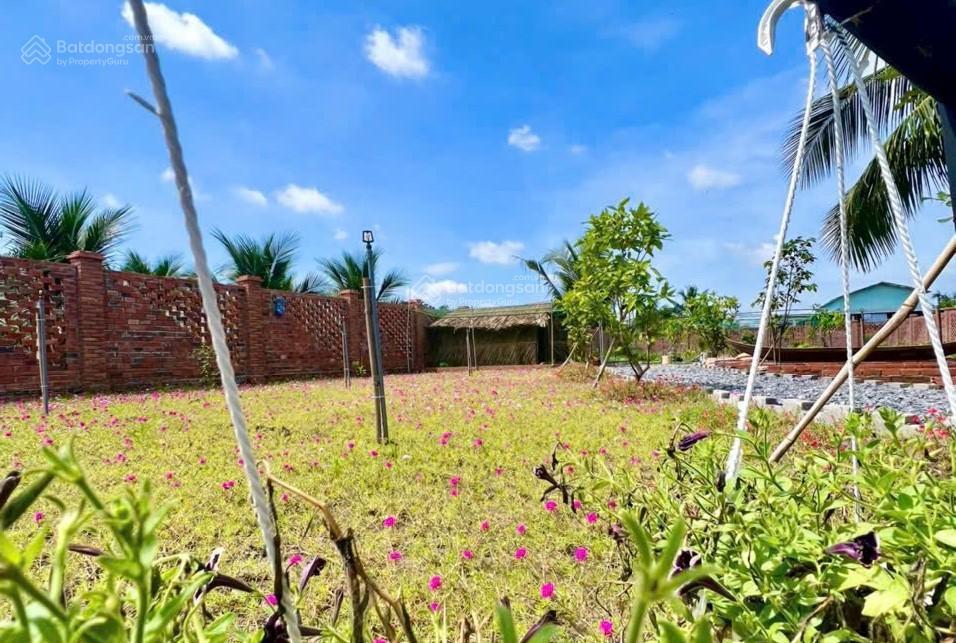 Bán 1,3ha đất thổ cư sổ hồng thích hợp mở quán ăn sinh thái sân vườn đường nhựa ô tô 16 chỗ vào đất