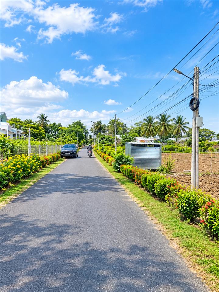 Cần bán 500m2 đất thổ đô thị, đường nguyễn trọng hợp nd, thành phố gò công, sổ hồng