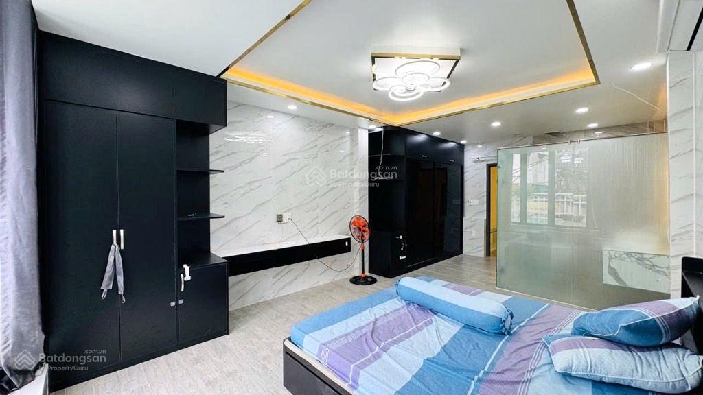 Bán nhà mới dtsd 160m2, mặt tiền 4m, nở hậu, có gara ôtô, lâm văn bền, chỉ 8.6 tỷ