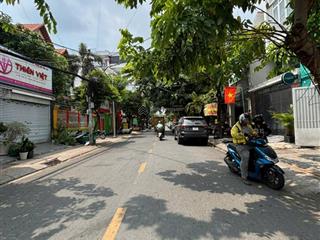 Bán đất quận 7, mặt tiền 4.2m, nở hậu, dt 74m2, xe hơi đậu trước đất, đường số tân quy. gần lotte