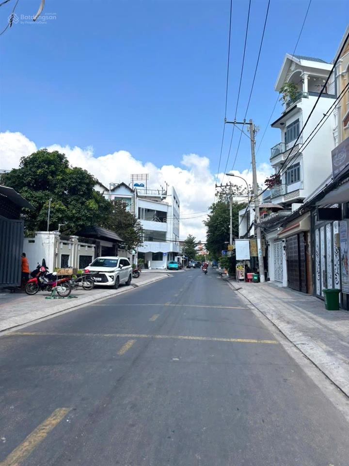 Bán nhà 4 tầng, mặt tiền 4m, xe hơi đậu cửa, huỳnh tấn phát, chỉ 6.1 tỷ, tặng nội thất