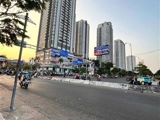Bán nhà 3 tầng quận 7, mặt tiền 4m, xe hơi đậu cửa, gần lotte, trần xuân soạn.giá 6.5tỷ