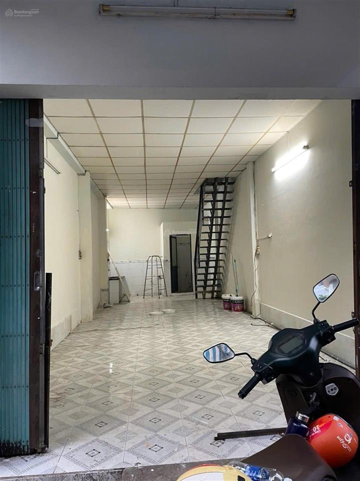Bán nhà đường ô tô kế bên ngang 7.4m, gần lotte, dòng tiền 20 tr/tháng trần xuân soạn, giá 8.5 tỷ
