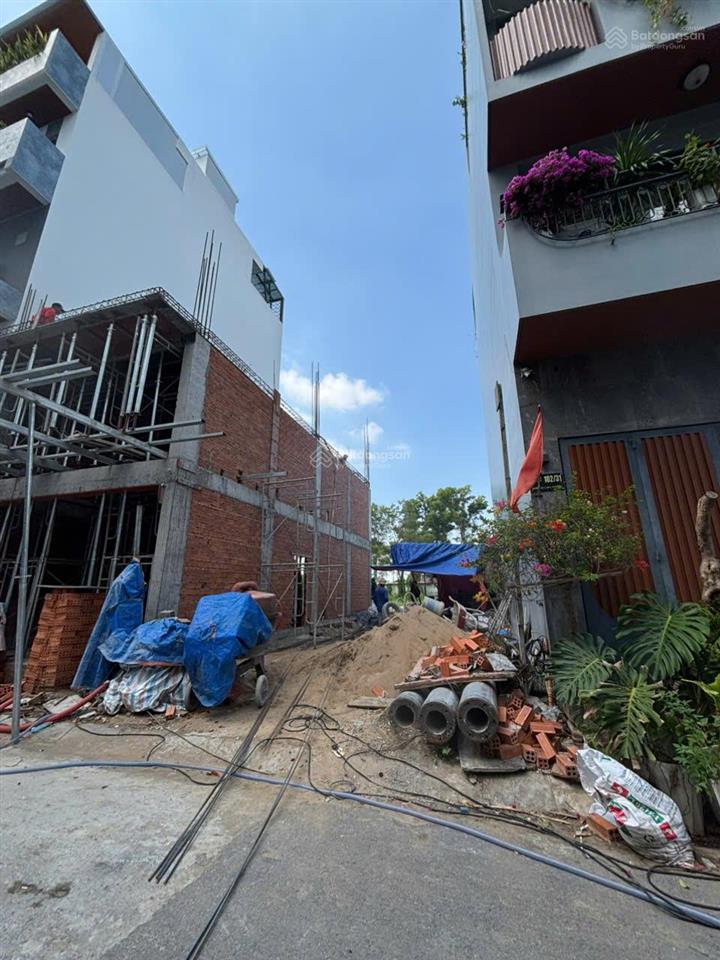 Bán đất hoàng quốc việt, 62m2, mặt tiền 5m, đường nhựa 8m. phú mỹ hưng, gần cầu phú mỹ 2