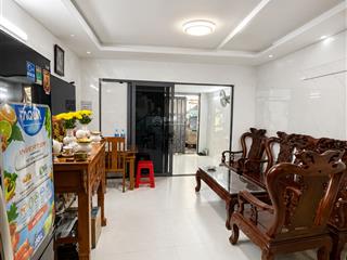 Bán nhà lâm văn bền 3 phòng ngủ, đường ô tô kề bên, gần trường học, siêu thị lotte, giá 6.2 tỷ