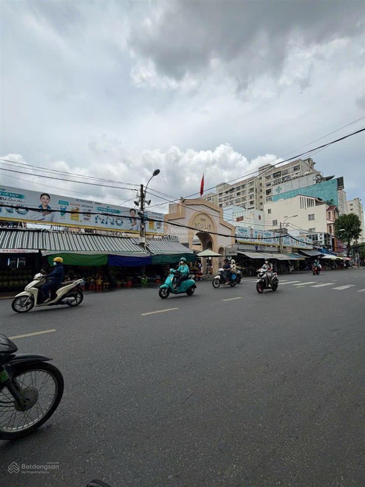 Bán nhà lâm văn bền, 3 phòng, hẻm xe hơi kề bên, phường tân hưng, gần chợ tân mỹ giá 6,39 tỷ