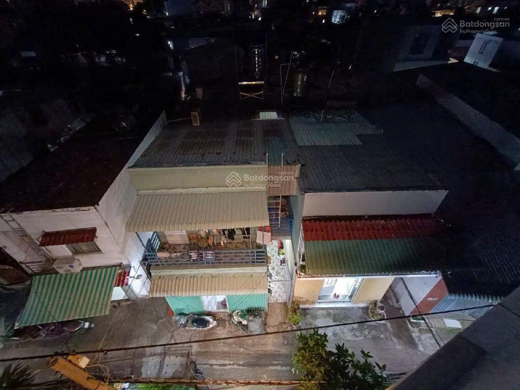 Bán nhà 4 tầng, 4 phòng, gần big c nguyễn thị thập, hẻm xe hơi kề bên, có sân phơi. giá 4,8 tỷ