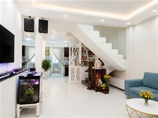 Bán nhà 4 tầng, 4 phòng, gần big c nguyễn thị thập, hẻm xe hơi kề bên, có sân phơi. giá 4,8 tỷ