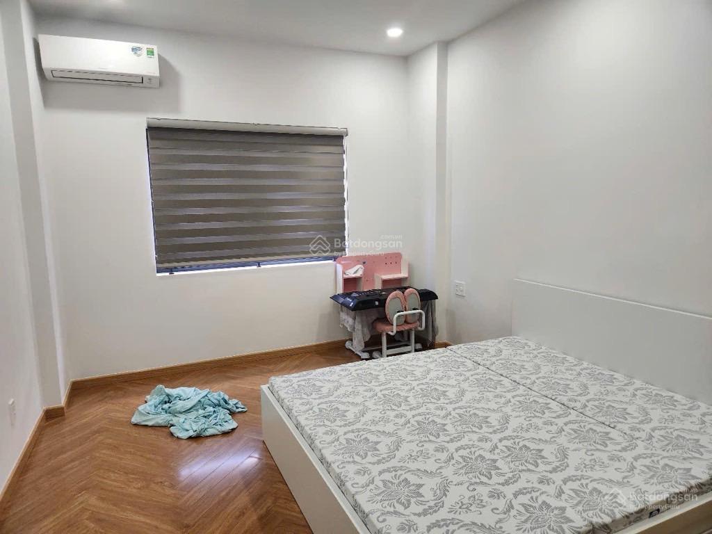 Bán nhà lê văn lương gần lotte, nhiều phòng ngủ, hẻm rộng 5m, thông thoáng, giá 6.2 tỷ