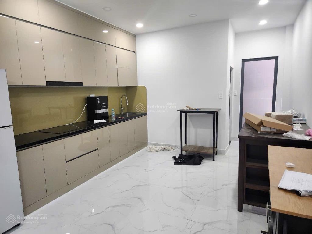 Bán nhà lê văn lương gần lotte, nhiều phòng ngủ, hẻm rộng 5m, thông thoáng, giá 6.2 tỷ