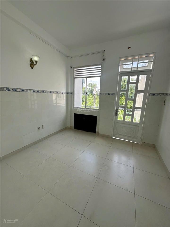 Bán nhà 4 tầng, 4 phòng ngủ, hẻm 4m, huỳnh tấn phát gần phú mỹ hưng, chỉ 5.9 tỷ