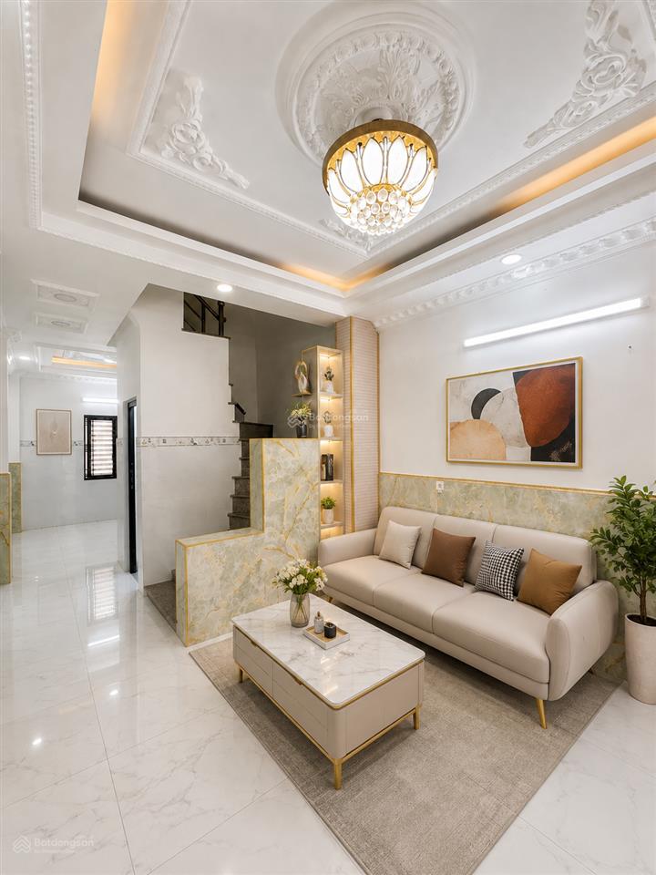 Bán nhà 3 tầng, 4 phòng ngủ, xe hơi 7 chỗ đậu trước cổng, huỳnh tấn phát, 4,2 tỷ