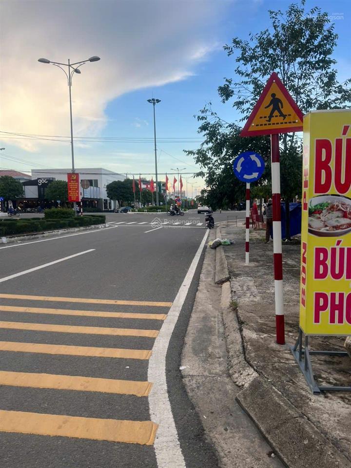 Bán nhà cấp 4, 123m2. gần vòng xoay đường 2/4 và đ. nguyễn thị ngọc oanh, ninh hòa, khánh hòa