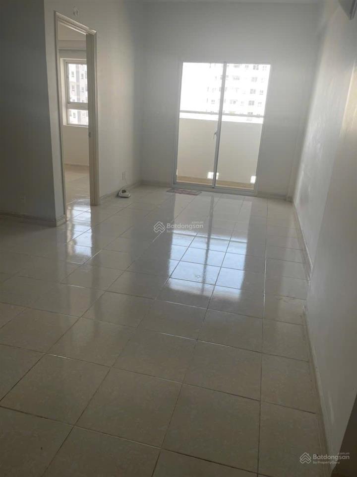 Bán căn hộ chung cư hoàng quân đuong nguyễn văn linh binhf chánh