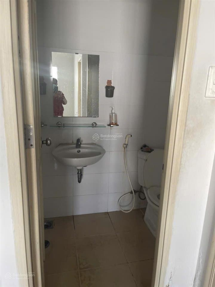 Bán căn hộ chung cư hoàng quân đuong nguyễn văn linh binhf chánh