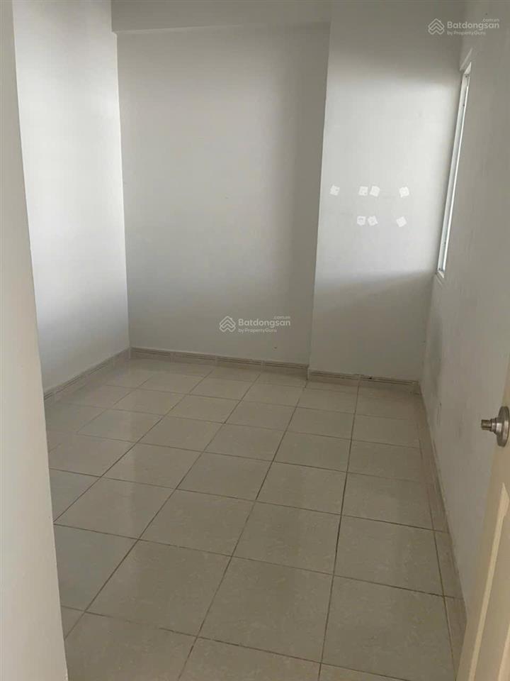 Bán căn hộ chung cư hoàng quân đuong nguyễn văn linh binhf chánh