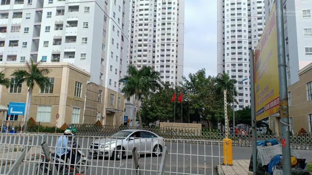 Bán căn hộ chung cư hoàng quân đường nguyễn linh phường bình đông