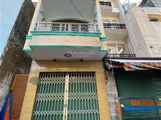 Mặt tiền chợ nguyễn sơn, q. tân phú  dt 4.1x17 hậu 4.4m  04 tầng  phù hợp ở / mua bán tạp hóa.