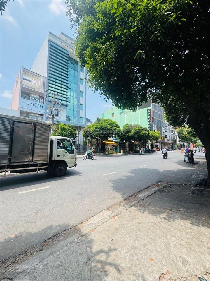 Mt nguyễn sơn đoạn đầu  dt lớn 11x30 phù hợp xây tòa nhà vp nha khoa bệnh viện... 58 tỷ