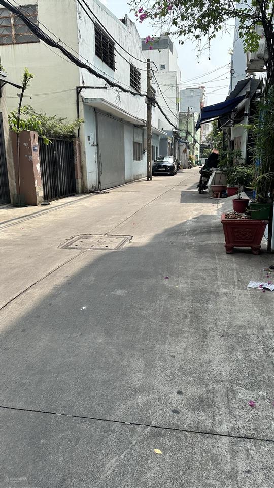 Hàng kín và ngộp  4.3x16 68m2 cn  hẻm 8m thông khu sầm uất. tổng giảm ~1 tỷ, chỉ còn hơn 7 tỷ.