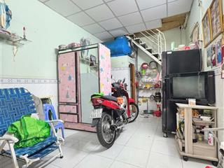 Tân phú kề chợ ng sơn, phố ẩm thực  4.3x16 nhà nát  02 mt trước sau, hẻm trước 8m thông.