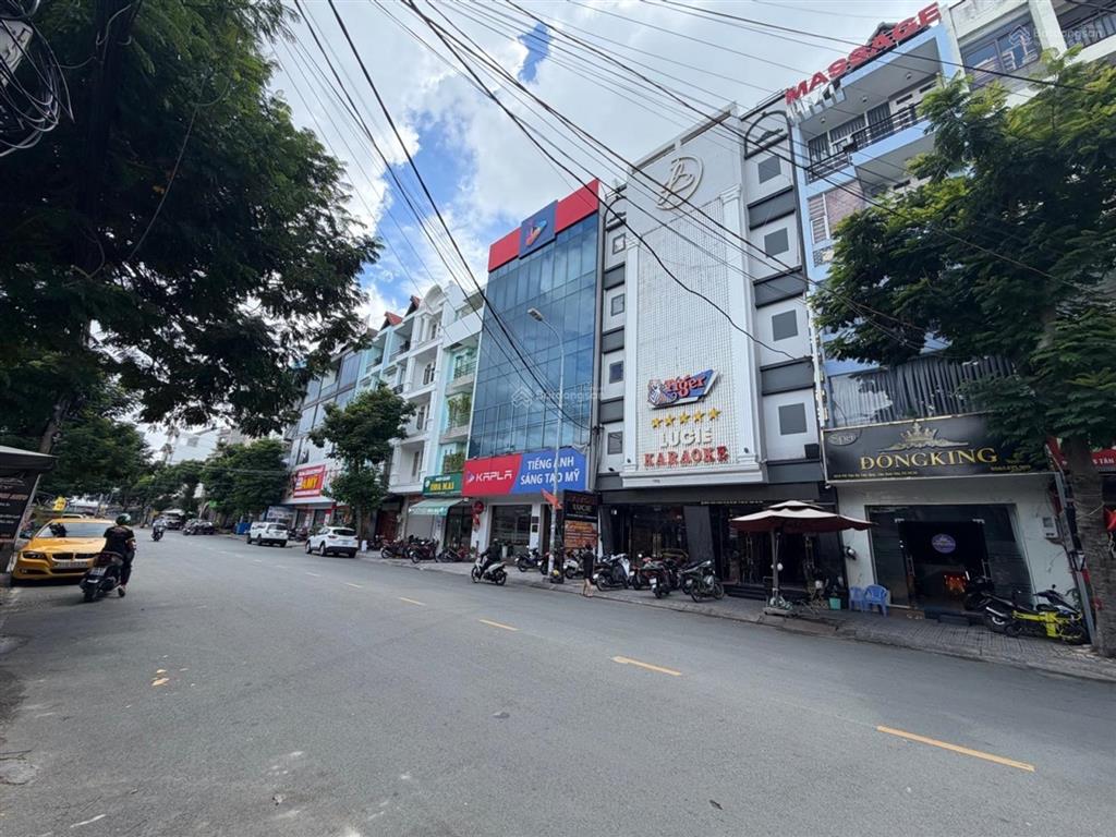 Mtkd aeon tân phú  11x24m vuông vức  dòng tiền thuê ổn định. hơn 20 tỷ