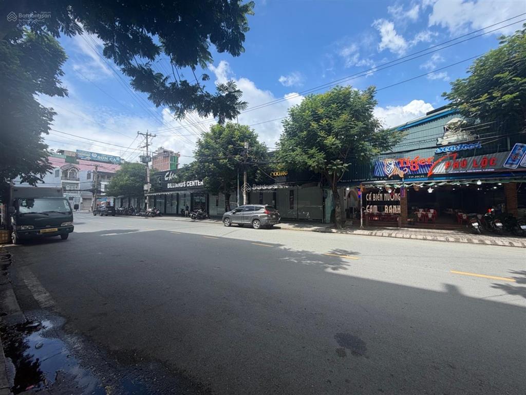 Mtkd aeon tân phú  11x24m vuông vức  dòng tiền thuê ổn định. hơn 20 tỷ