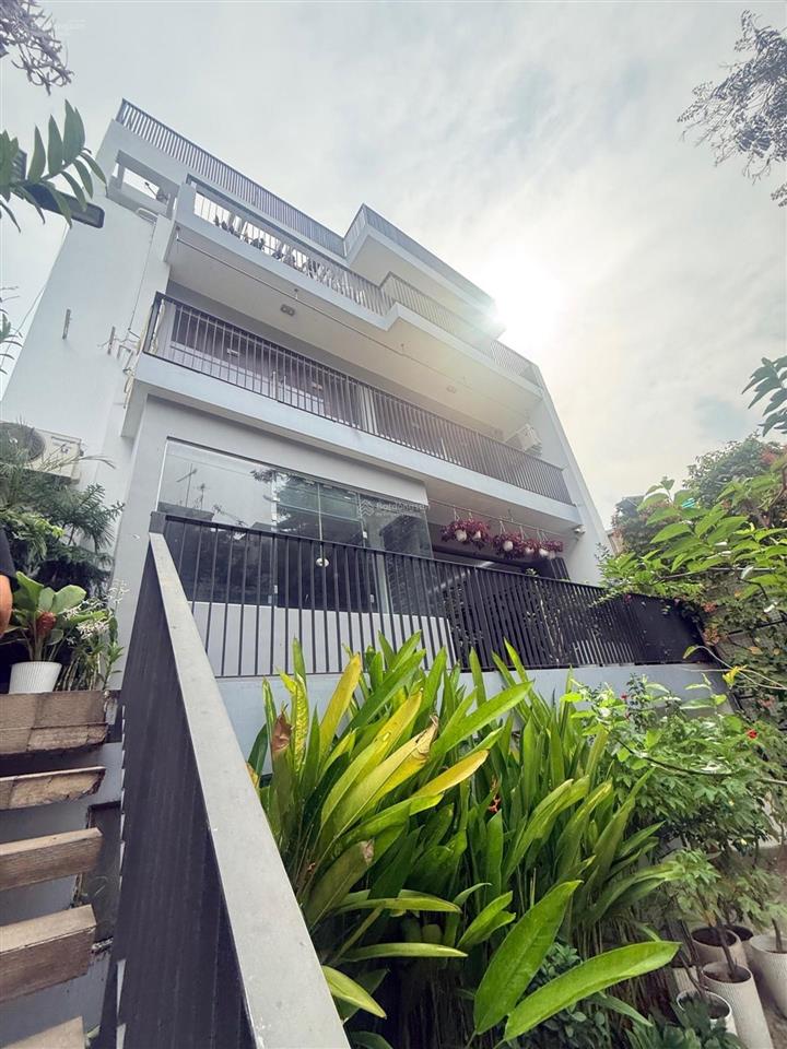 Biệt phủ tân phú  không gian sống thượng lưu lưu lộc người thành đạt  dt 10x45 5 tầng. hơn 80 tỷ
