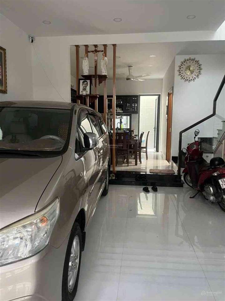Mt tân phú / gò dầu  ngang 5.6x12 hậu nở 7.4  xe hơi vào nhà nội thất cao cấp. chào hơn 10 tỷ