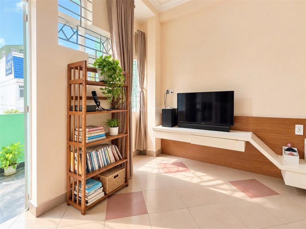 Mặt tiền trịnh đình trọng  4x25m, 4 tầng 8pn  liền kề công viên, sầm uất tấp nập. chào hơn 19 tỷ