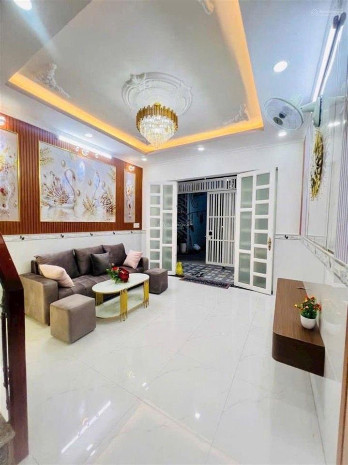 Nhà mới hoàn thiện chỉ 2.29 tỷ hẻm 1902 huỳnh tấn phát, nhà bè