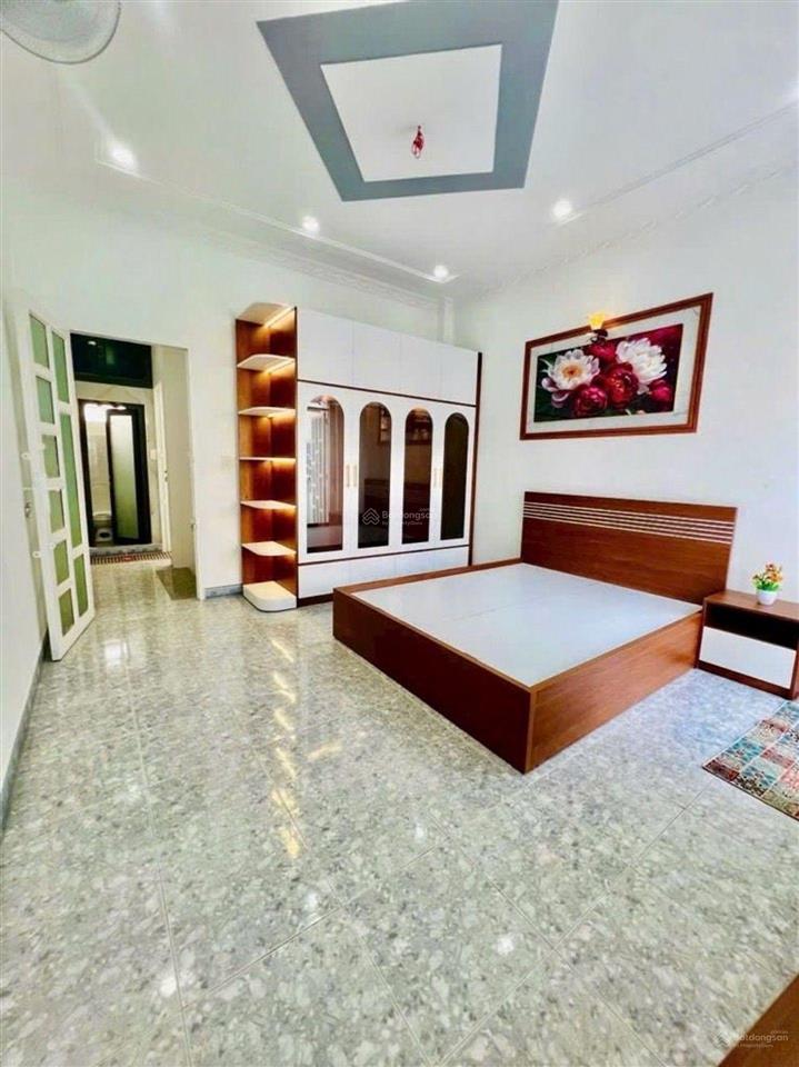Nhà mới hoàn thiện chỉ 2.29 tỷ hẻm 1902 huỳnh tấn phát, nhà bè