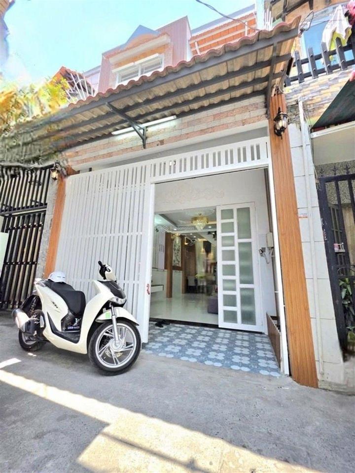 Nhà mới hoàn thiện chỉ 2.29 tỷ hẻm 1902 huỳnh tấn phát, nhà bè