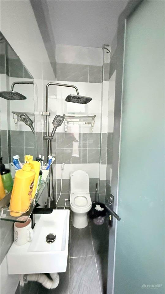 Bán nhà đẹp 3 tầng quận 7 kế bên phú mỹ hưng sổ hồng riêng hoàn công đầy đủ