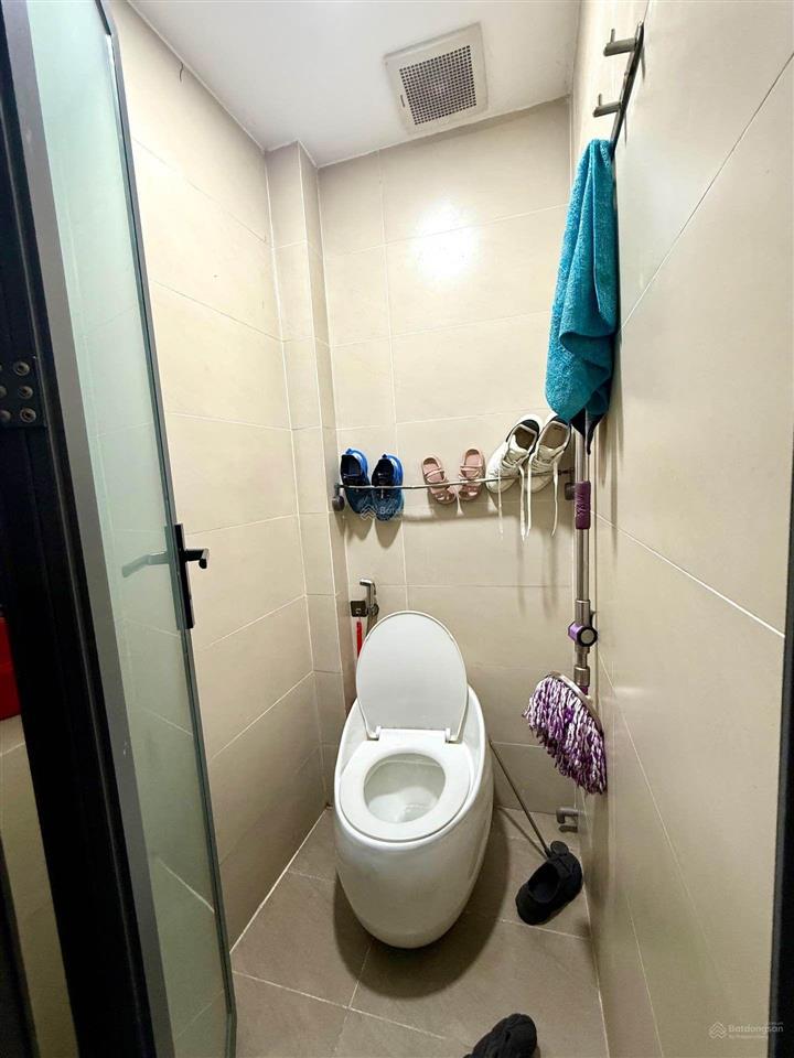 Bán nhà hẻm ô tô trung tâm quận 4 chỉ 5,7 tỷ