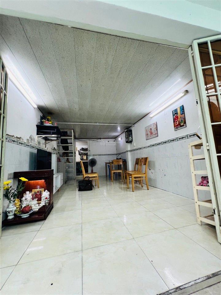 Bán siêu phẩm nhà phố 4 tầng có thang máy ý đường nguyễn bình, nhà bè (gần mặt tiền)