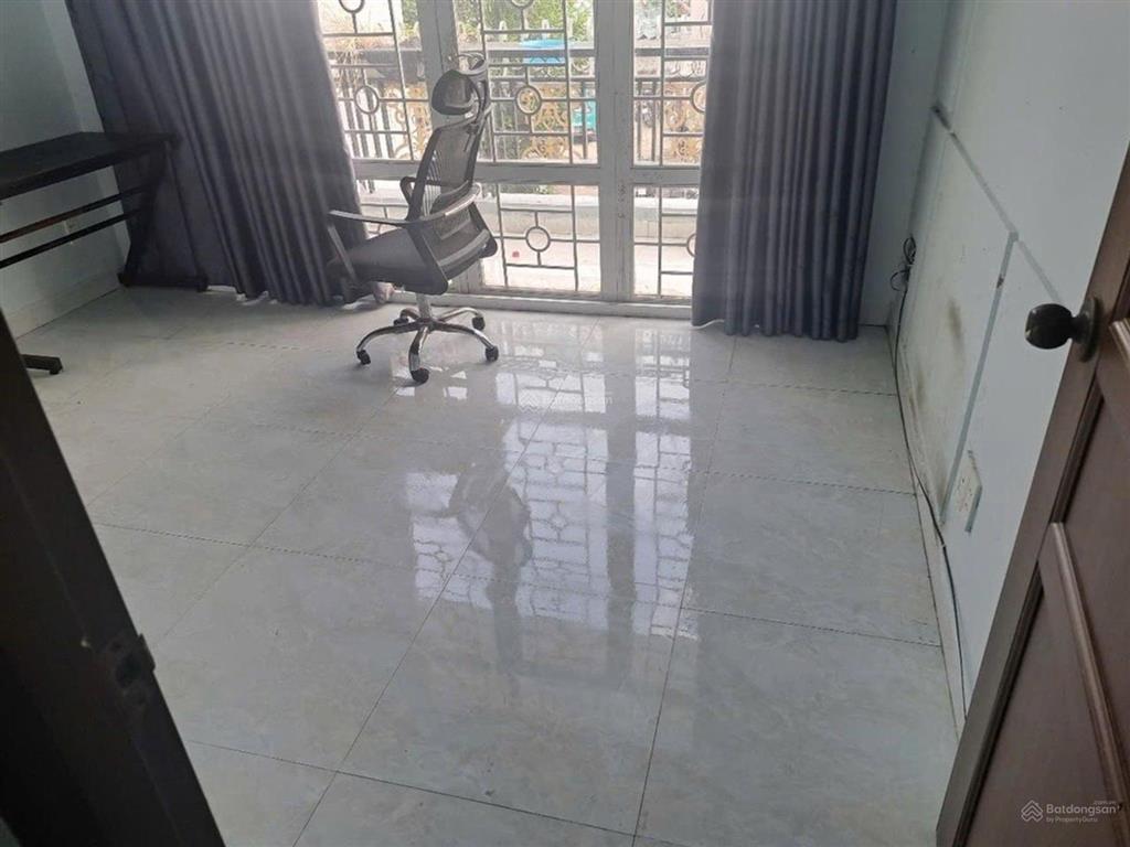 Bán nhà đẹp hẻm xe hơi đường chuyên dùng 9 phú mỹ hưng, quận 7 giá mới chỉ 6,3 tỷ