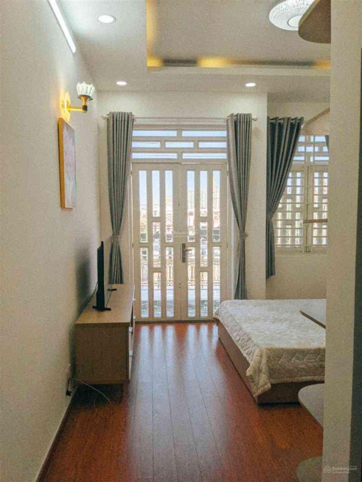 Bán nhà đẹp hẻm xe hơi đường chuyên dùng 9 phú mỹ hưng, quận 7 giá mới chỉ 6,3 tỷ