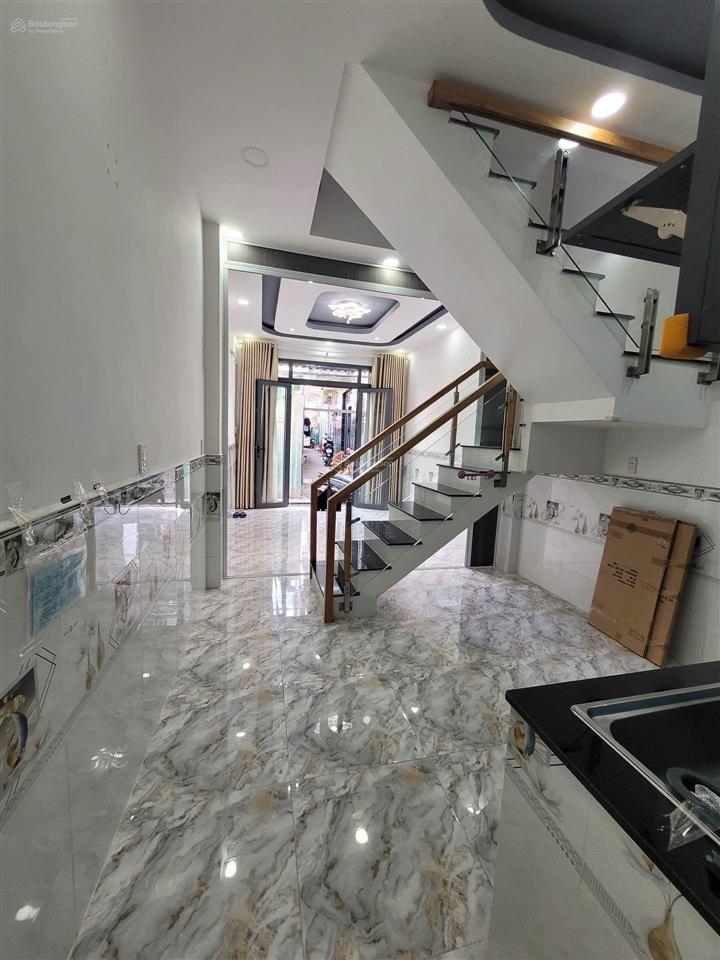 Bán nhà đẹp trung tâm quận 7 khu dân cư hiện hữu chỉ 2,6 tỷ