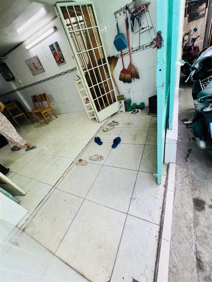 Bán gấp nhà riêng tại hẻm 435, huỳnh tấn phát, 1,6 tỷ, 45m2