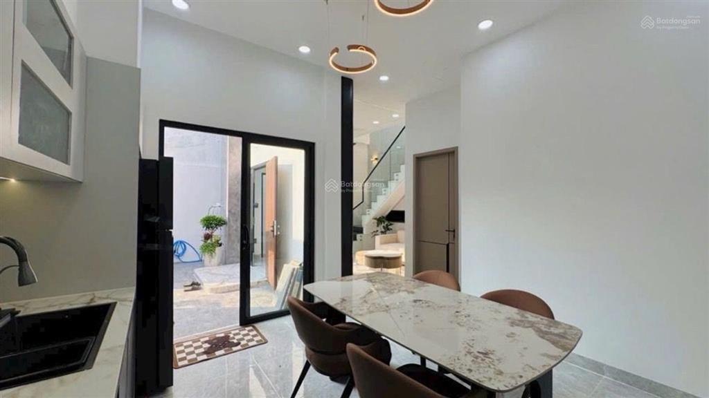 Bán nhà riêng tại hẻm 167 phạm hữu lầu, 5,8 tỷ, 70 m2, 2 tầng, 3pn