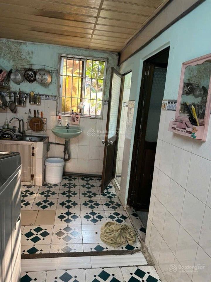 Bán nhà riêng 8pn, 8wc tại hẻm 1250 huỳnh tấn phát, 5,5 tỷ, 87m2, hàng hiếm tại q7