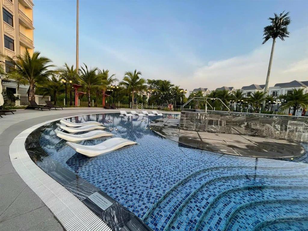 Bán rẻ nhà liền kề sẵn sổ hồng vinhomes grand park the manhattan glory